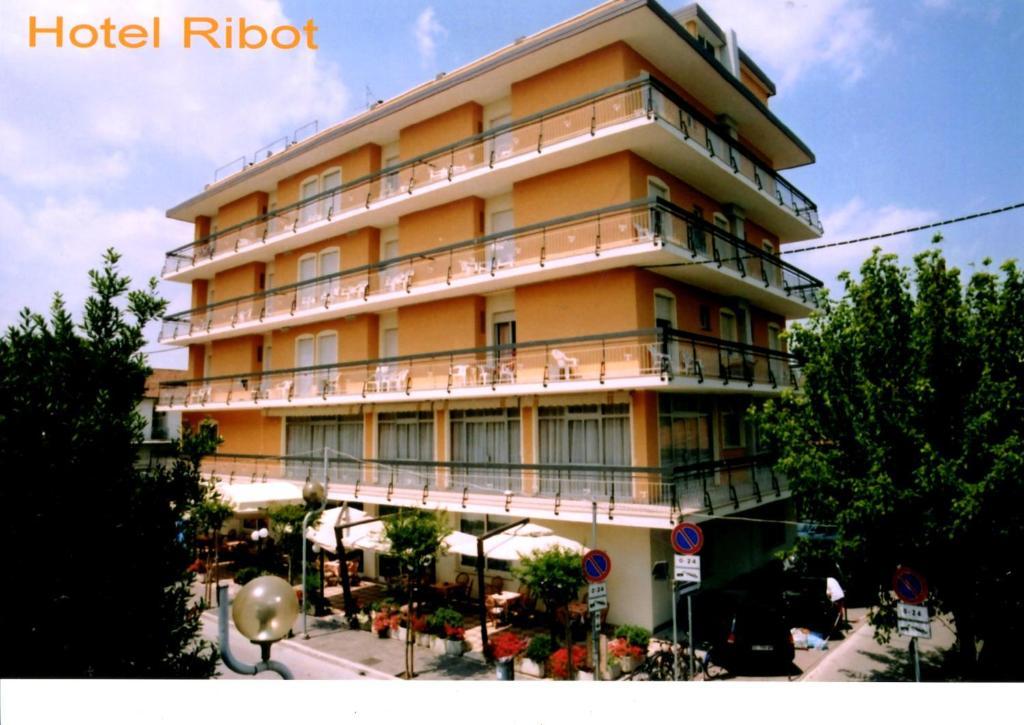 Hotel Ribot Rimini Extérieur photo