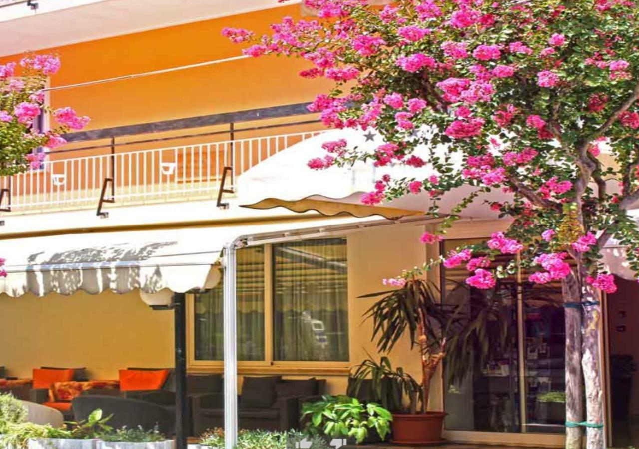 Hotel Ribot Rimini Extérieur photo